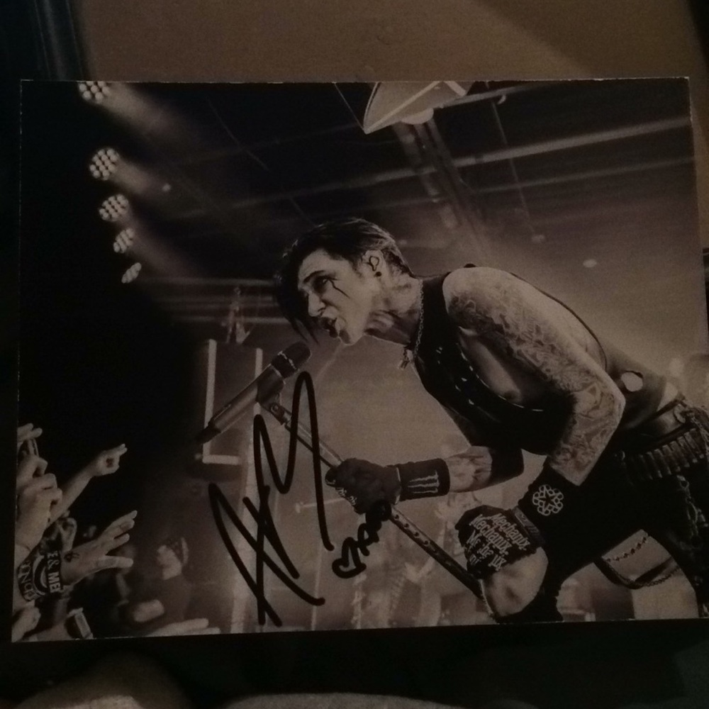 Andy Biersack autograph